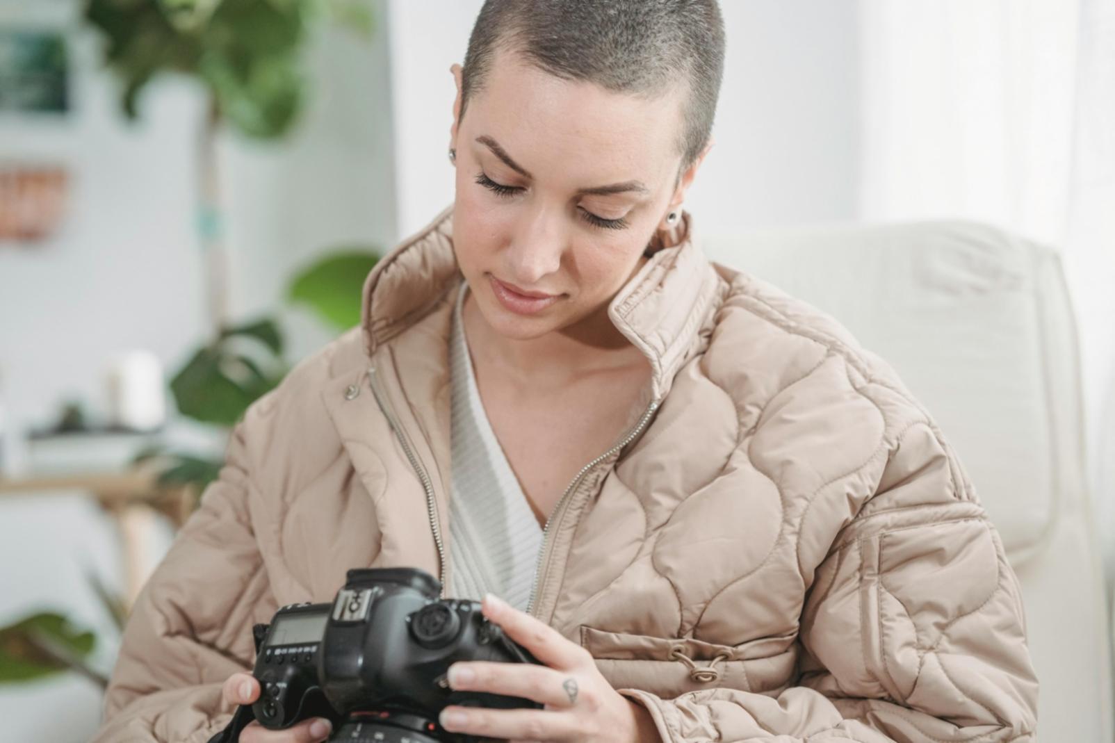 Fotografo sportivo in azione durante una competizione